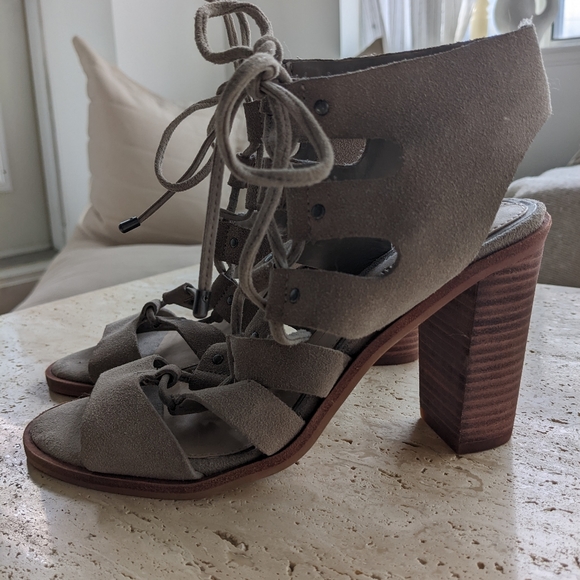Grey Lace Up Heels Size 7 - Picture 2 of 4